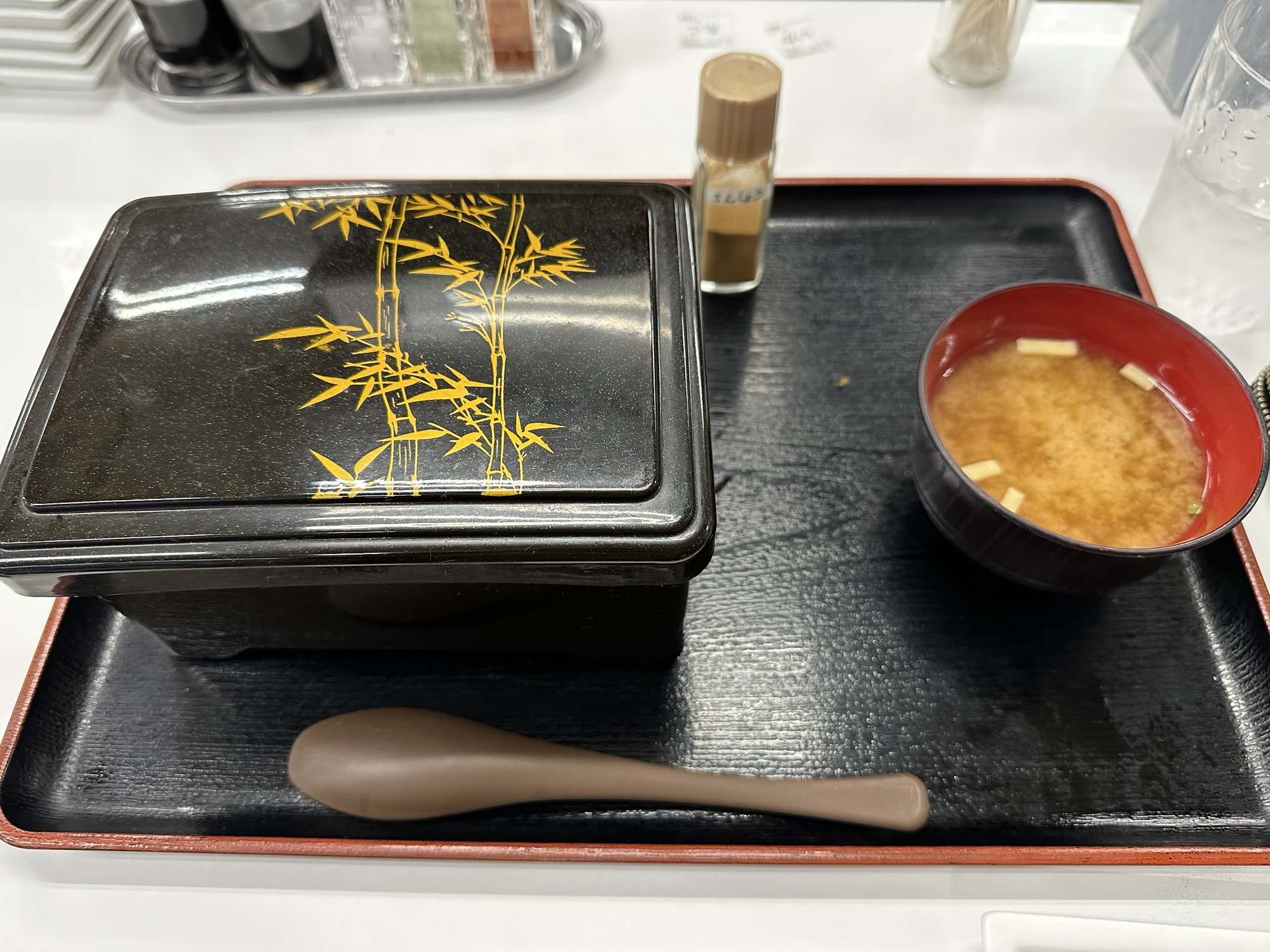 あつあつ揚立てっちゃん本郷店で食べた炙り太刀天重